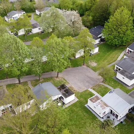 Semesterbostad Bungalowpark - Schakel 5